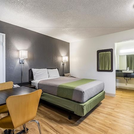 Motel 6-Pekin, Il Eksteriør bilde